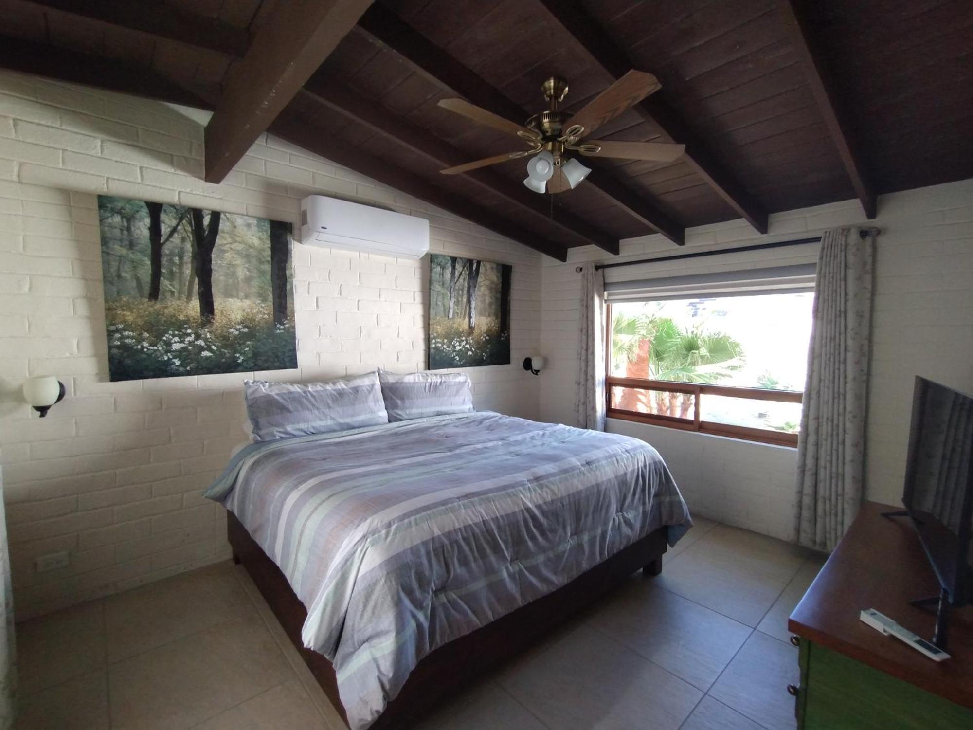 Hotel Quintas Papagayo Ensenada Szoba fotó