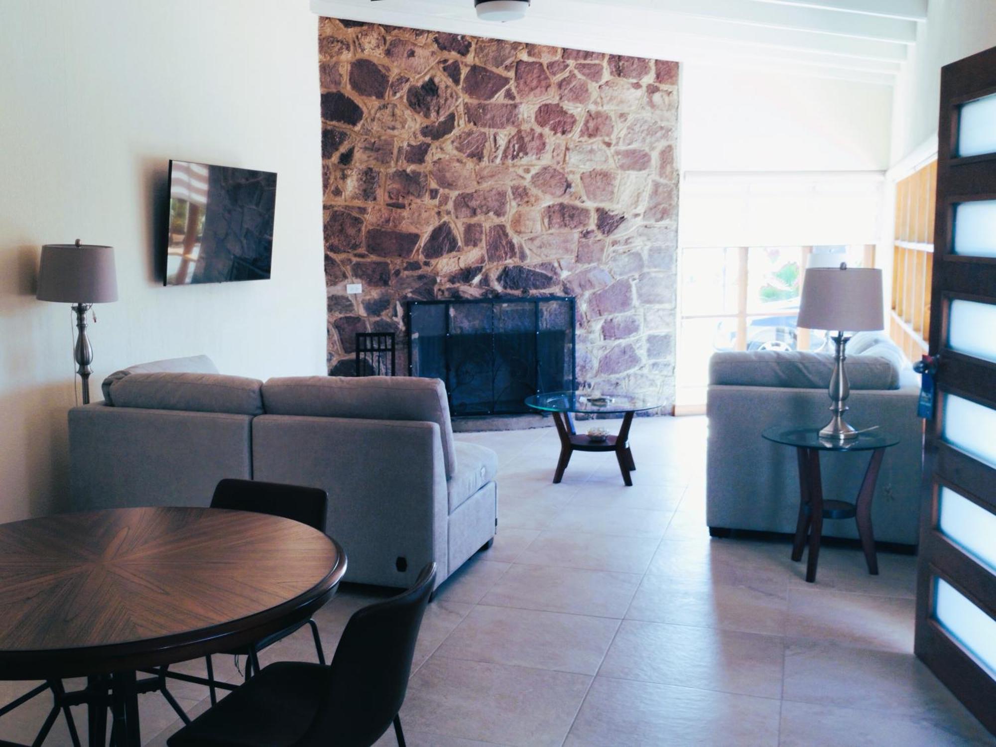 Hotel Quintas Papagayo Ensenada Szoba fotó