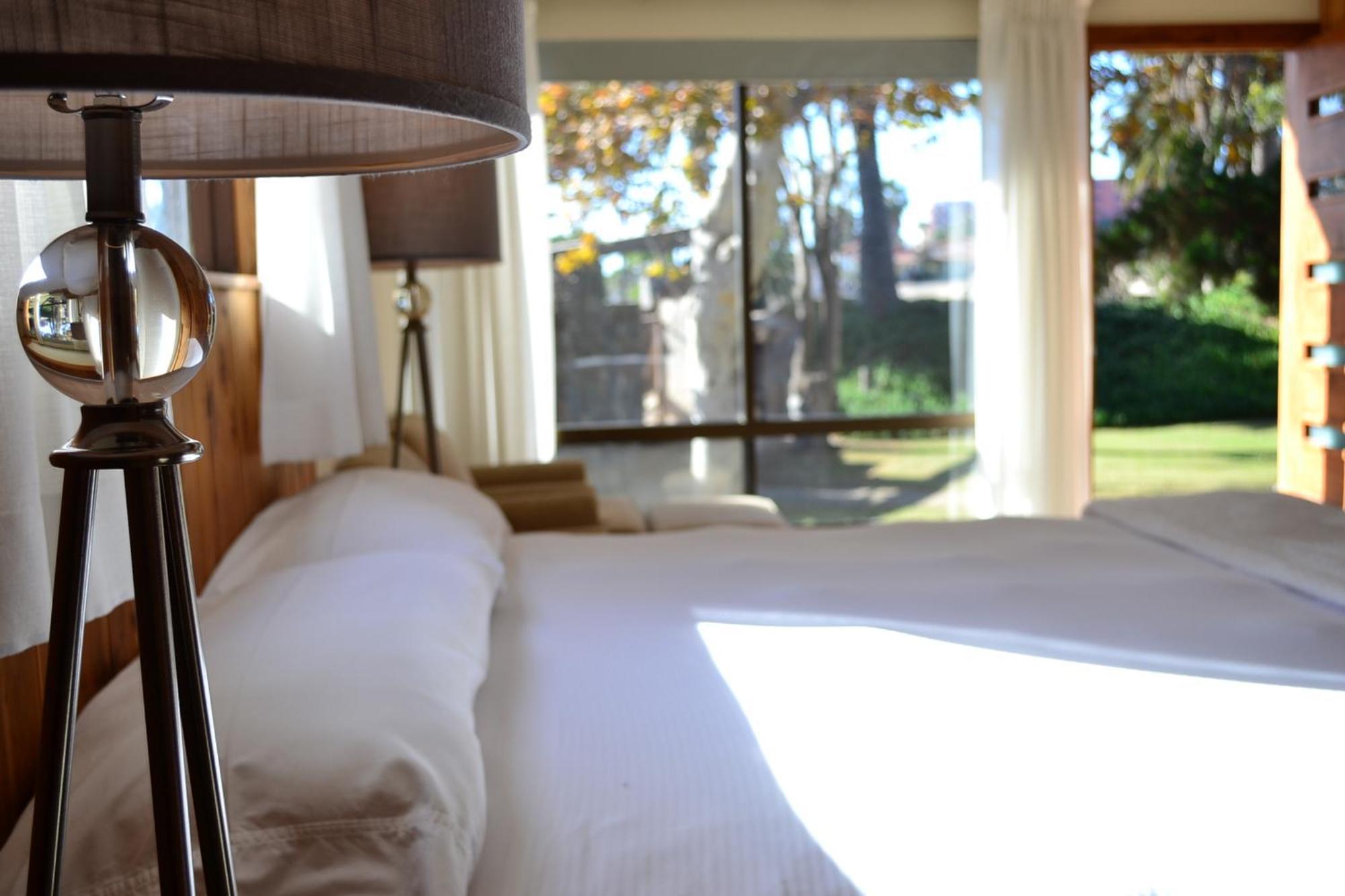 Hotel Quintas Papagayo Ensenada Szoba fotó